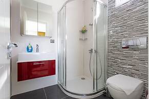 Villa Nirvana Large Private Pool A C Wifi Car Not Required Eco-friendl