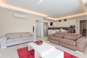 Villa Nirvana Large Private Pool A C Wifi Car Not Required Eco-friendl