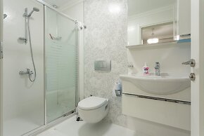 Villa Ozcelik Large Private Pool A C Wifi Car Not Required Eco-friendl