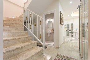 Villa Mina Large Private Pool A C Wifi Car Not Required Eco-friendly -