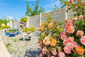 Villa Mina Large Private Pool A C Wifi Car Not Required Eco-friendly -