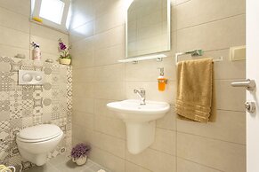 Villa Mina Large Private Pool A C Wifi Car Not Required Eco-friendly -