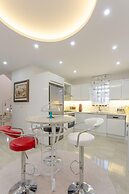 Villa Mina Large Private Pool A C Wifi Car Not Required Eco-friendly -