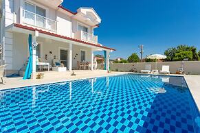 Villa Mina Large Private Pool A C Wifi Car Not Required Eco-friendly -