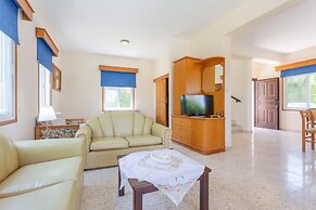 Argaka Sun Villa Tessera Large Private Pool Walk to Beach Sea Views A 