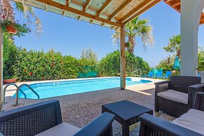 Argaka Sun Villa Tessera Large Private Pool Walk to Beach Sea Views A 