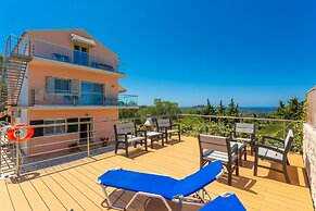 Villa Stephania Private Pool Walk to Beach Sea Views A C Wifi - 2890