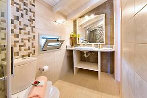 Villa Stephania Private Pool Walk to Beach Sea Views A C Wifi - 2890