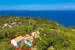 Villa Stephania Private Pool Walk to Beach Sea Views A C Wifi - 2890