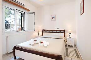 Villa Stephania Private Pool Walk to Beach Sea Views A C Wifi - 2890