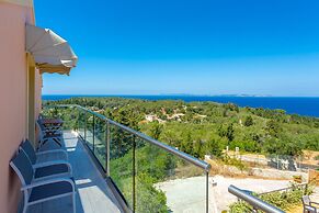 Villa Stephania Private Pool Walk to Beach Sea Views A C Wifi - 2890