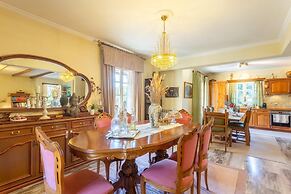 Villa Durrell Large Private Pool Walk to Beach A C Wifi - 2927