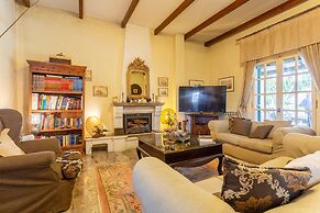 Villa Durrell Large Private Pool Walk to Beach A C Wifi - 2927