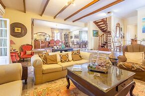 Villa Durrell Large Private Pool Walk to Beach A C Wifi - 2927