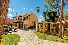 Villa Durrell Large Private Pool Walk to Beach A C Wifi - 2927