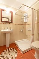 Villa Evelina Large Private Pool Walk to Beach Sea Views A C Wifi Eco-