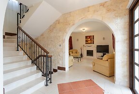 Villa Evelina Large Private Pool Walk to Beach Sea Views A C Wifi Eco-