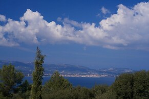 Villa Lassi Fos Large Private Pool Walk to Beach Sea Views A C Wifi - 