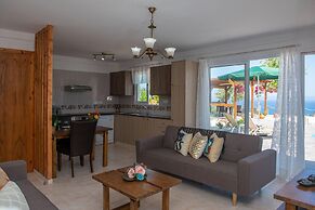 Villa Paradiso Sunset Private Pool Walk to Beach Sea Views A C Wifi - 