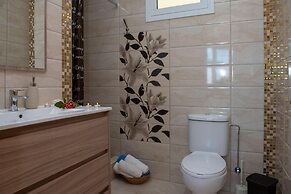 Villa Paradiso Sunset Private Pool Walk to Beach Sea Views A C Wifi - 