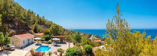 Villa Paradiso Sunset Private Pool Walk to Beach Sea Views A C Wifi - 