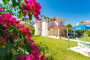 Villa Atlantis Large Private Pool A C Wifi Car Not Required - 3163