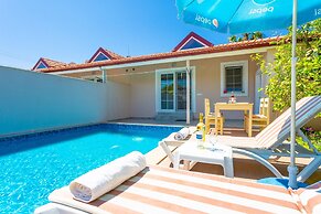 Villa Duman 1 Private Pool A C Wifi Car Not Required - 3164
