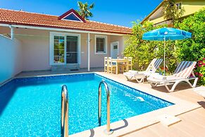 Villa Duman 1 Private Pool A C Wifi Car Not Required - 3164