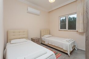 Villa Duman 1 Private Pool A C Wifi Car Not Required - 3164