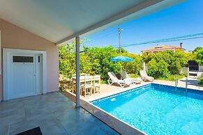 Villa Duman 1 Private Pool A C Wifi Car Not Required - 3164