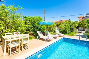 Villa Duman 1 Private Pool A C Wifi Car Not Required - 3164