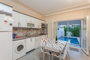 Villa Duman 2 Private Pool A C Wifi Car Not Required - 3165