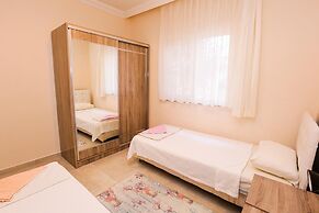 Villa Duman 3 Large Private Pool A C Wifi Car Not Required - 3166