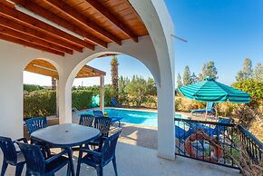 Argaka Sun Villa Tria Large Private Pool Walk to Beach Sea Views A C W