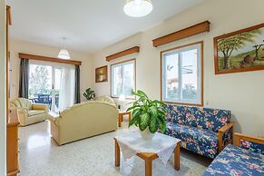 Argaka Sun Villa Tria Large Private Pool Walk to Beach Sea Views A C W