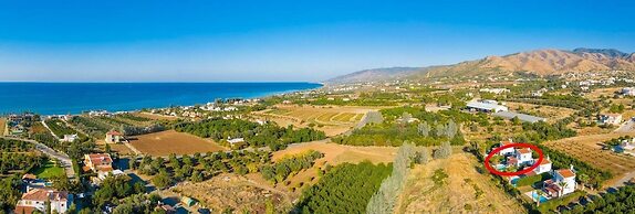 Argaka Sun Villa Tria Large Private Pool Walk to Beach Sea Views A C W