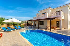 Villa Jan Lui Large Private Pool Walk to Beach Sea Views A C Wifi Eco-