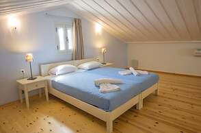 Antigoni Beach House Large Private Pool Walk to Beach Sea Views A C Wi