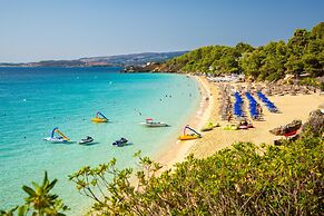 Maria Beach House Large Private Pool Walk to Beach Sea Views A C Wifi 