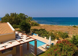 Maria Beach House Large Private Pool Walk to Beach Sea Views A C Wifi 