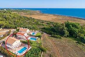 Maria Beach House Large Private Pool Walk to Beach Sea Views A C Wifi 