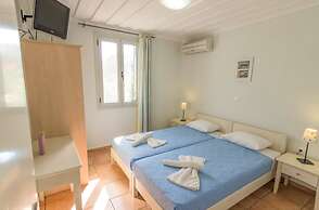 Maria Beach House Large Private Pool Walk to Beach Sea Views A C Wifi 