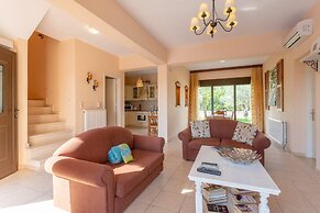 Villa Marina Large Private Pool Walk to Beach Sea Views A C Wifi Car N