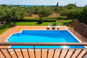 Villa Marina Large Private Pool Walk to Beach Sea Views A C Wifi Car N