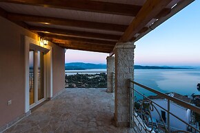 Villa Frosso Large Private Pool Walk to Beach Sea Views A C Wifi Car N