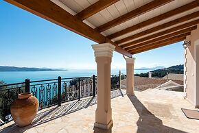Villa Frosso Large Private Pool Walk to Beach Sea Views A C Wifi Car N