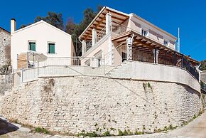 Villa Frosso Large Private Pool Walk to Beach Sea Views A C Wifi Car N