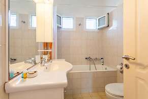 Villa Melissa Large Private Pool Walk to Beach Sea Views A C Wifi Car 