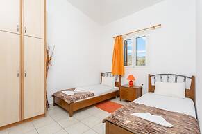 Villa Melissa Large Private Pool Walk to Beach Sea Views A C Wifi Car 