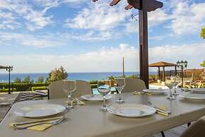 Villa Minoas Large Private Pool Walk to Beach Sea Views A C Wifi Eco-f